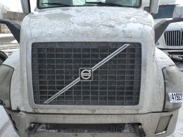 2015 Volvo Vn vnl