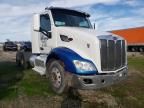 2016 Peterbilt 579