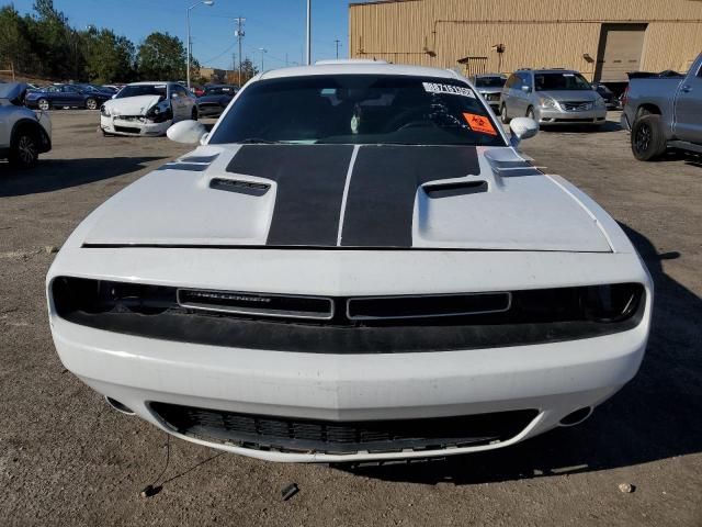 2015 Dodge Challenger SXT