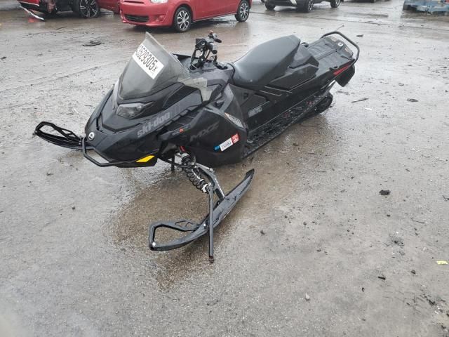 2025 Skidoo 2025 Skidoo MX Z 600