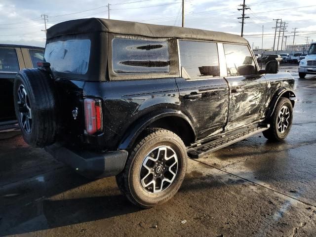 2023 Ford Bronco Base