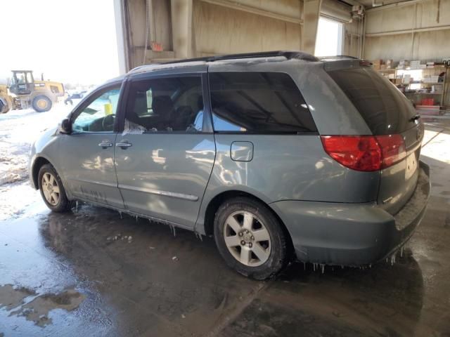 2006 Toyota Sienna CE