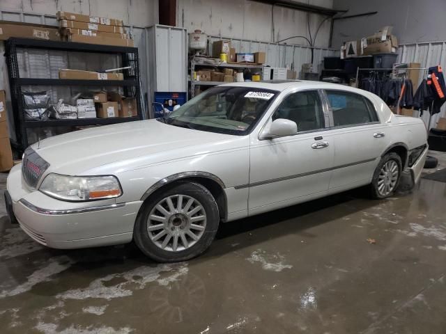 2004 Lincoln Town Car Ultimate