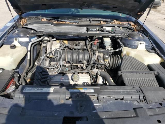 1999 Oldsmobile 88 Base