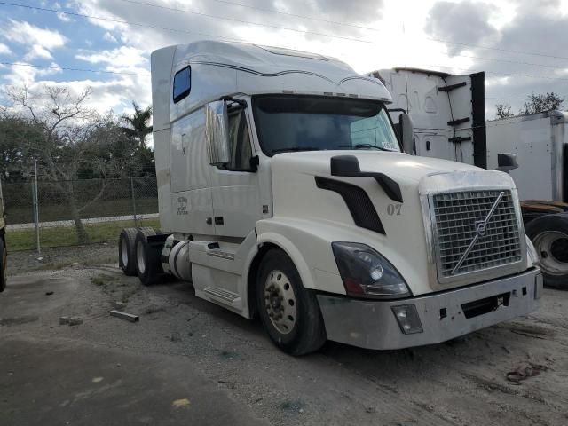 2012 Volvo VN VNL