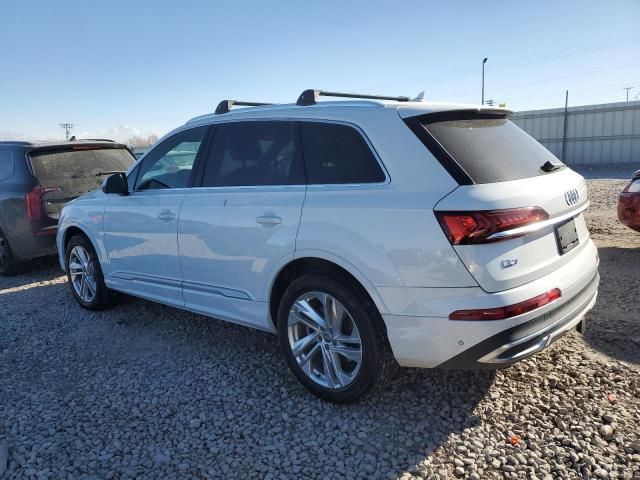 2020 Audi Q7 Premium Plus