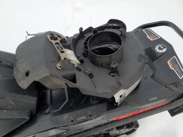 2019 Skidoo Snowmobile