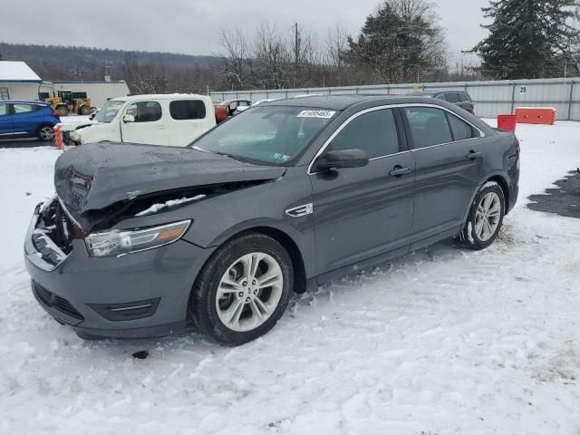 2018 Ford Taurus SEL