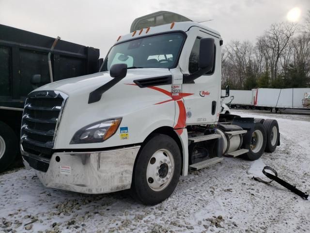 2022 Freightliner Cascadia 126