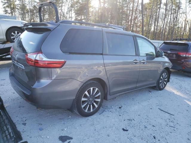 2019 Toyota Sienna XLE