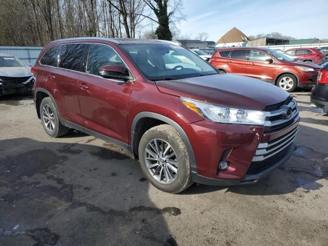 2019 Toyota Highlander SE