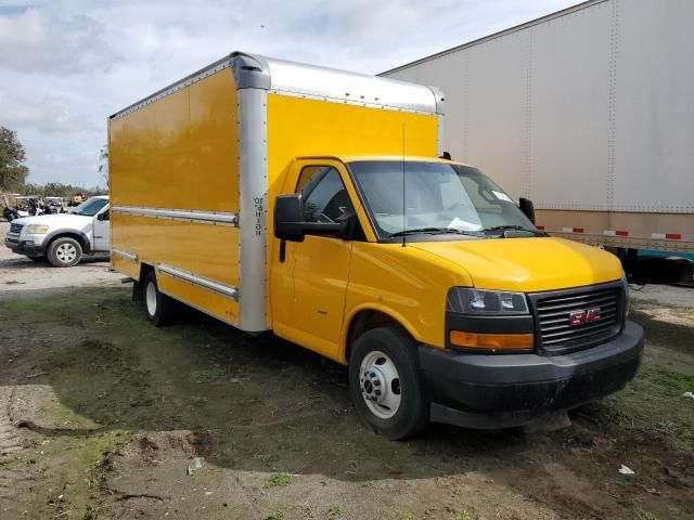 2023 GMC Savana Cutaway G3500