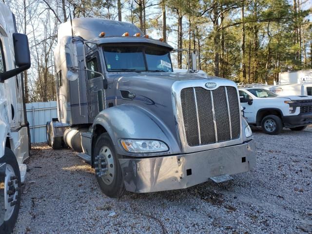 2007 Peterbilt 386