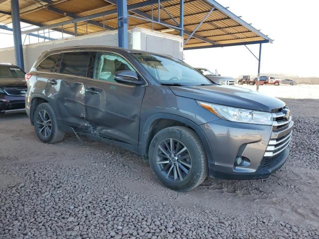 2019 Toyota Highlander SE