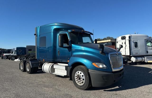 2018 International LT625