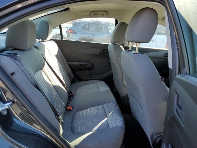 2018 Chevrolet Sonic ls