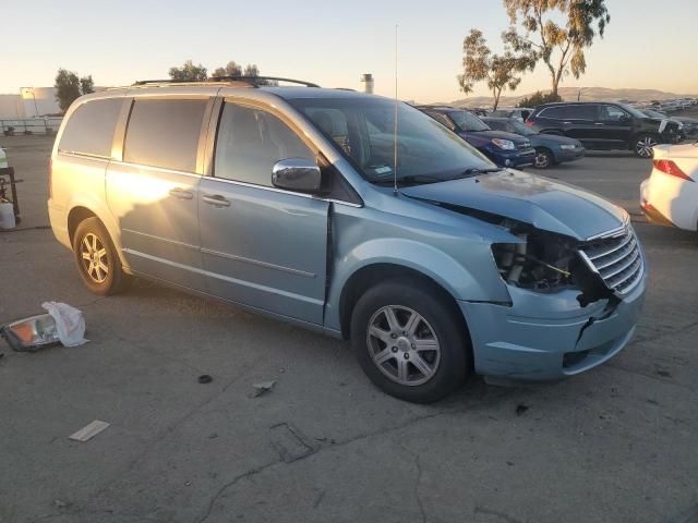 2010 Chrysler Town & Country Touring Plus