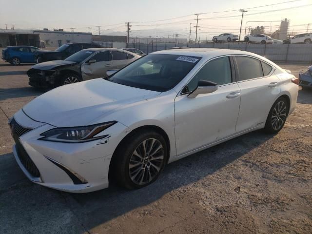 2021 Lexus ES 300H