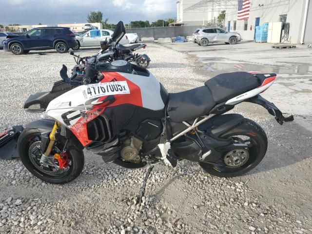 2024 Ducati Multistrada V4 RS