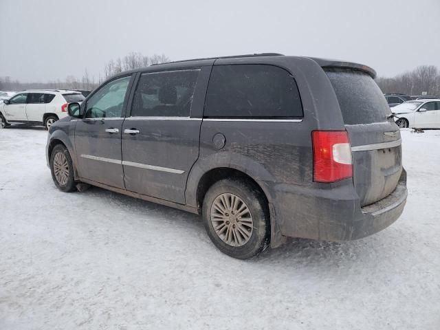 2015 Chrysler Town & Country Touring L