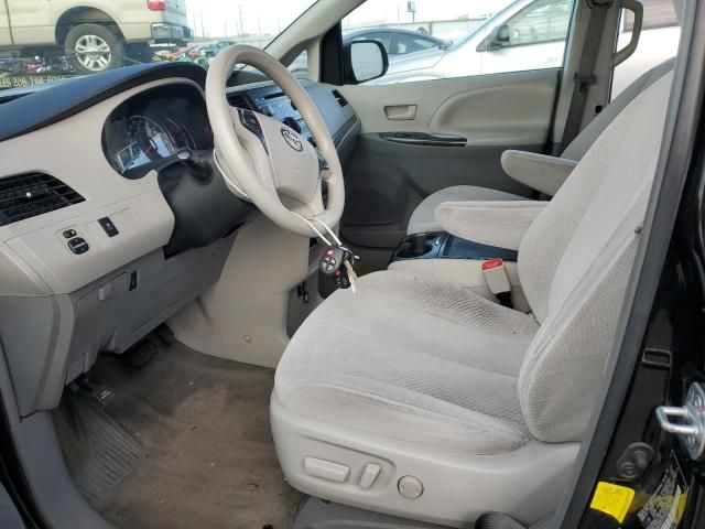 2012 Toyota Sienna LE