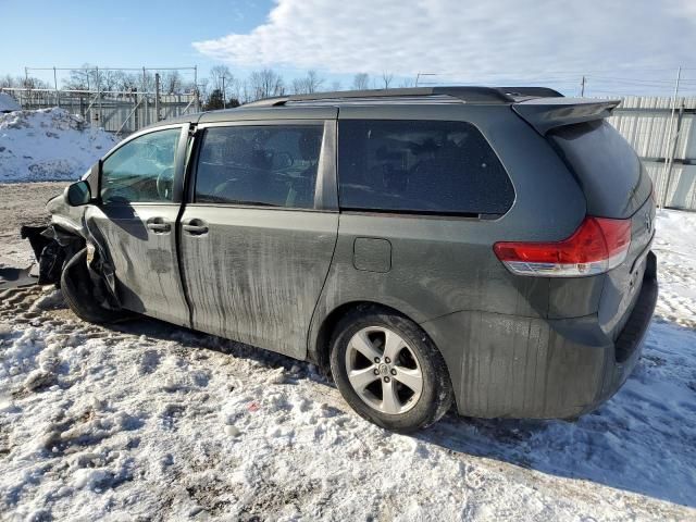 2013 Toyota Sienna LE