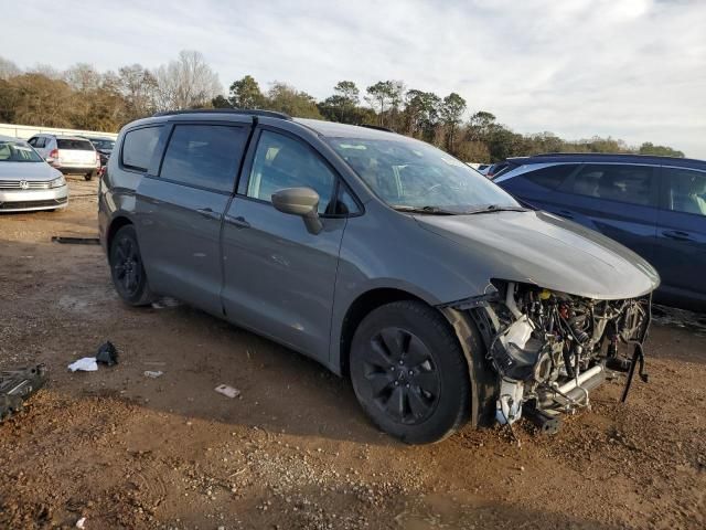 2020 Chrysler Pacifica Hybrid Touring