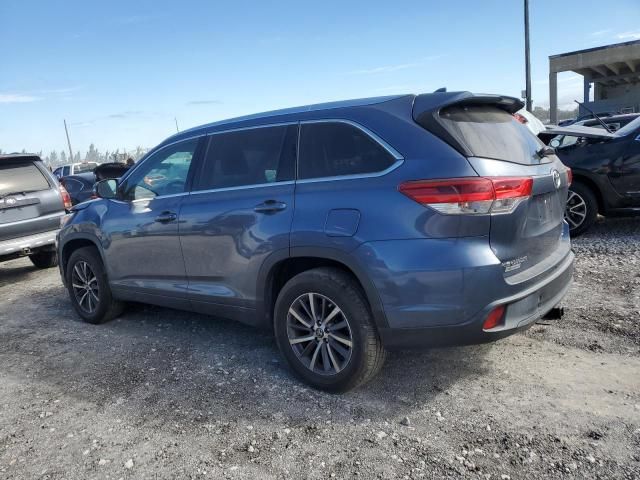 2018 Toyota Highlander SE