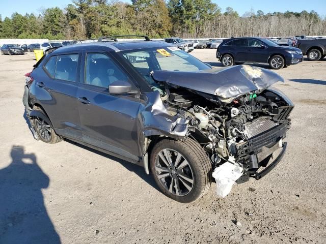 2019 Nissan Kicks S