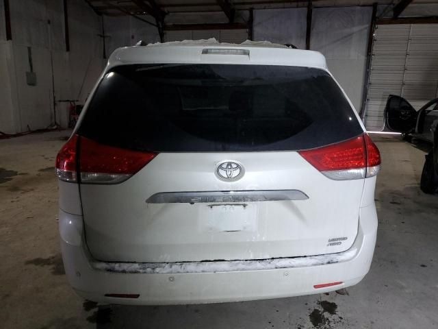 2011 Toyota Sienna XLE