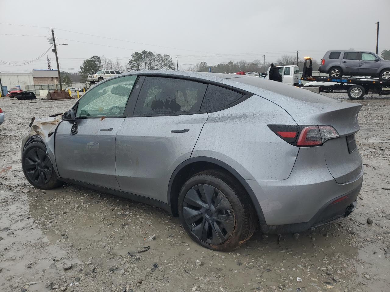 2025 Tesla Model y