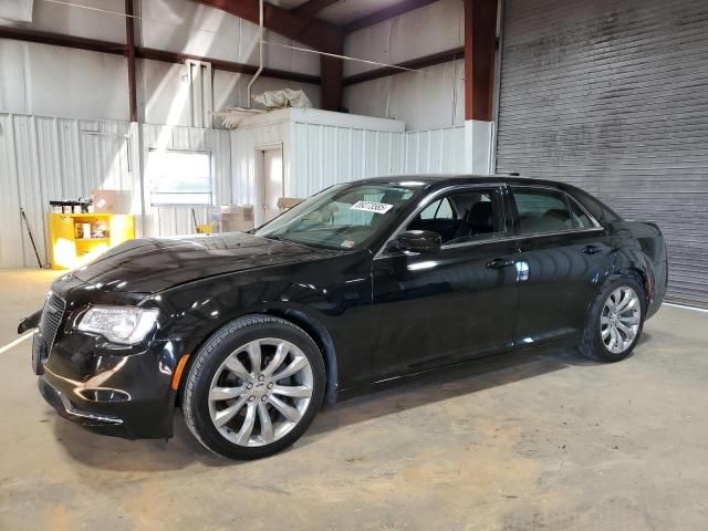 2017 Chrysler 300 Limited