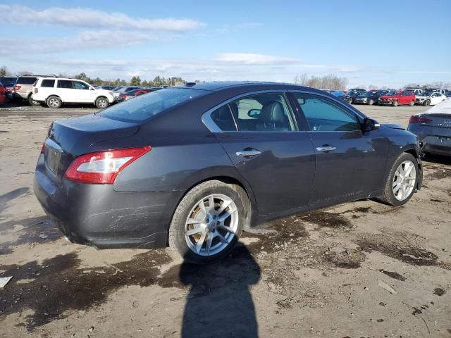 2010 Nissan Maxima S