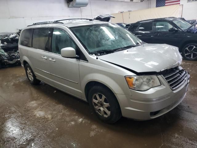 2009 Chrysler Town & Country Touring