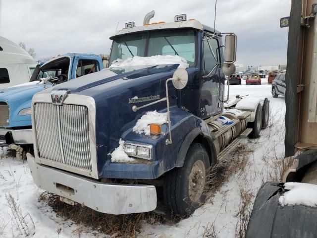 2013 Western Star Conventional 4900SA
