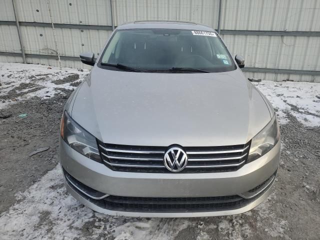 2014 Volkswagen Passat SE