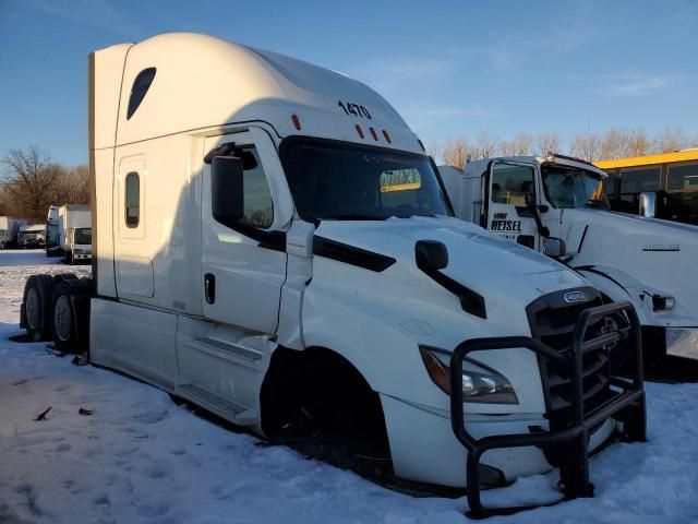 2023 Freightliner Cascadia 126