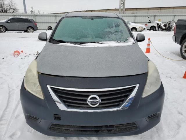 2013 Nissan Versa S