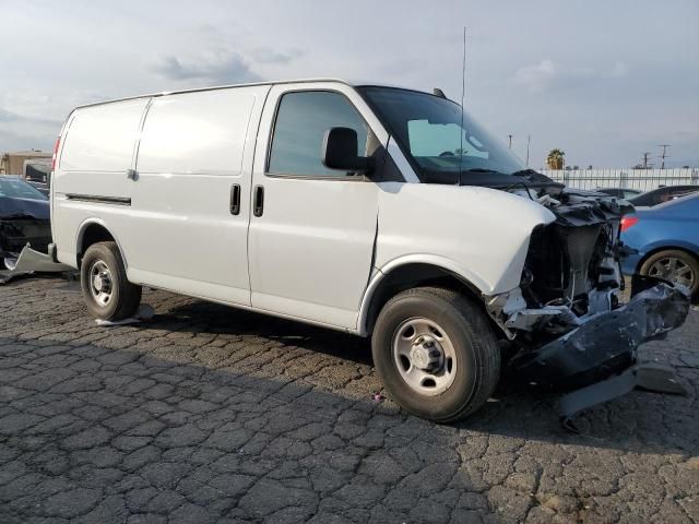 2022 Chevrolet Express G2500