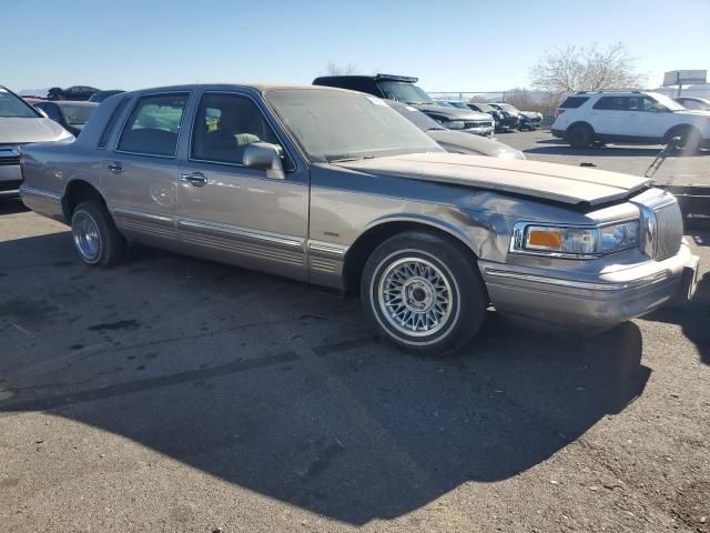 1995 Lincoln Town Car Executive