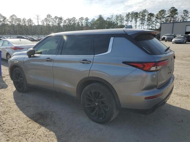 2023 Mitsubishi Outlander SE