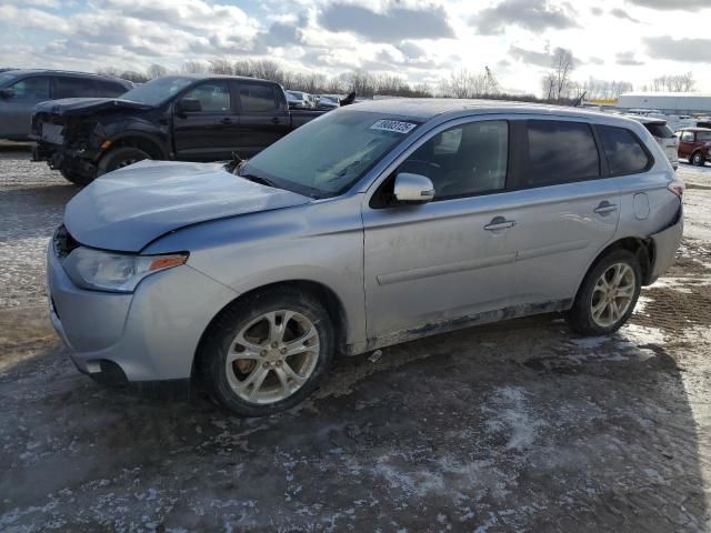 2014 Mitsubishi Outlander SE