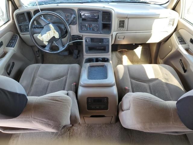 2003 Chevrolet Suburban C1500