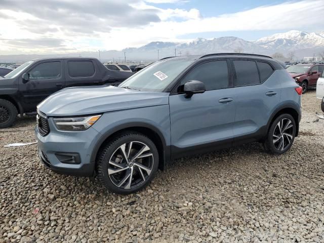 2021 Volvo XC40 T5 R-Design