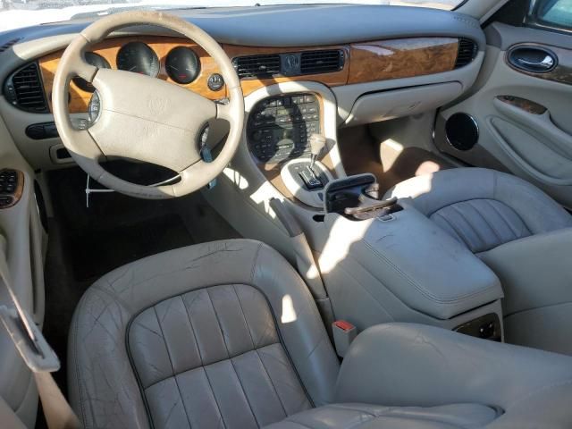 2001 Jaguar XJ8