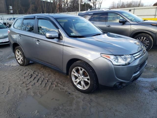 2014 Mitsubishi Outlander SE