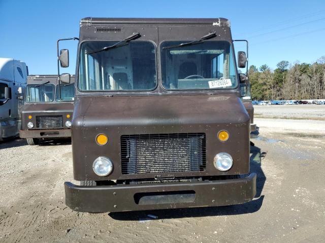 2009 Freightliner Chassis M Line WALK-IN Van