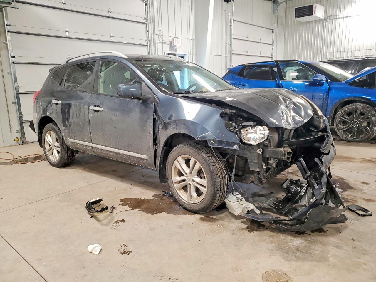 2013 Nissan Rogue s