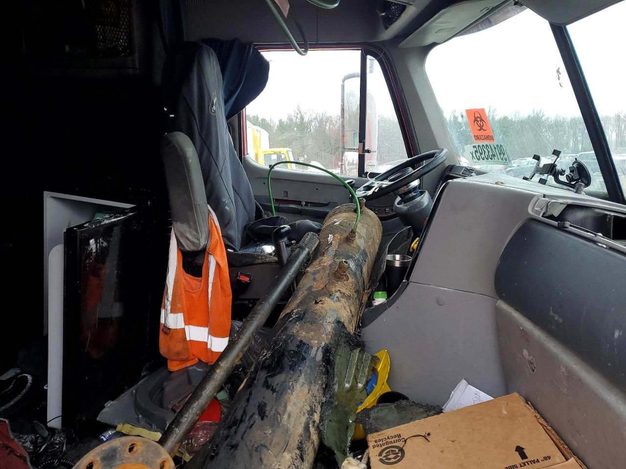 2005 Freightliner Conventional St120