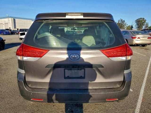 2011 Toyota Sienna